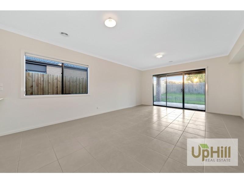 92 FIORELLI BOULEVARD, Cranbourne East VIC 3977