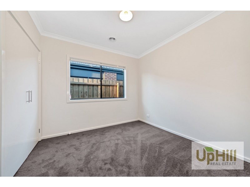 92 FIORELLI BOULEVARD, Cranbourne East VIC 3977