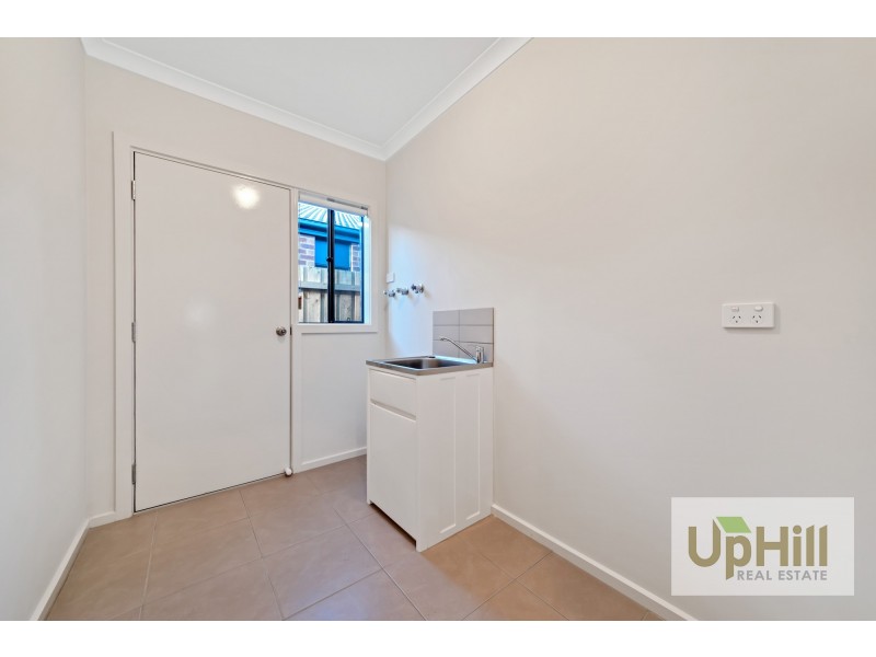 92 FIORELLI BOULEVARD, Cranbourne East VIC 3977