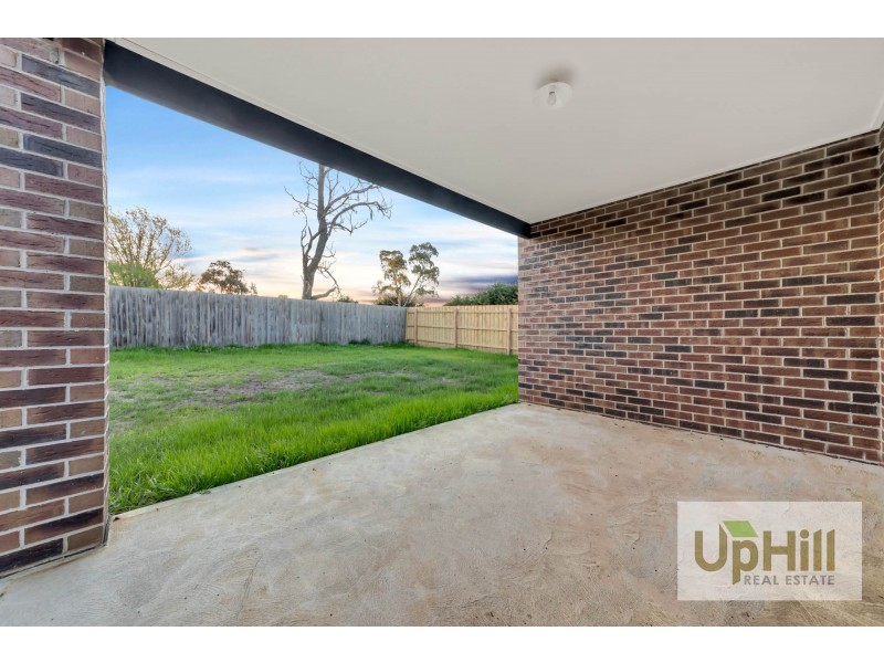 92 FIORELLI BOULEVARD, Cranbourne East VIC 3977