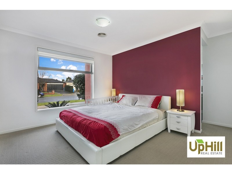 30 BRADFORD DRIVE, Cranbourne East VIC 3977