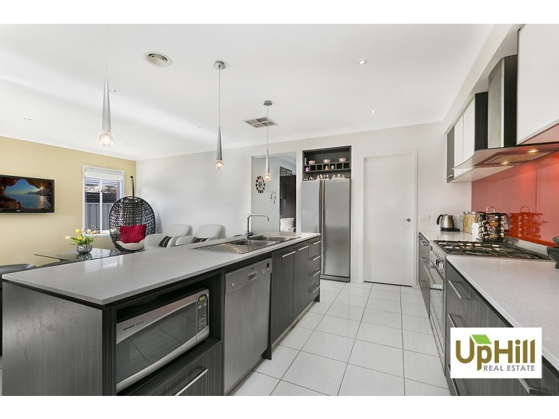 30 BRADFORD DRIVE, Cranbourne East VIC 3977