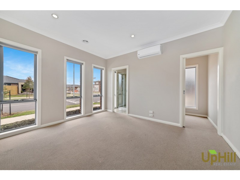 53 FAIRWEATHER PARADE, Officer VIC 3809