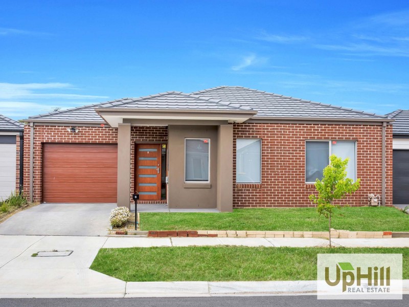 6 THE OAKS AVENUE, Pakenham VIC 3810