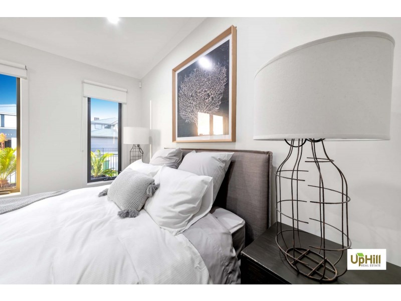 lot 84 Vesna Avenue, Clyde North VIC 3978