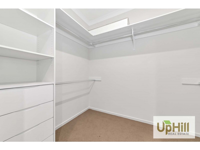 26 MURPHY STREET, Clyde North VIC 3978