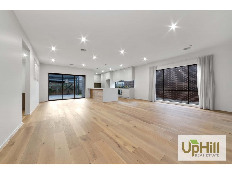 26 MURPHY STREET, Clyde North VIC 3978