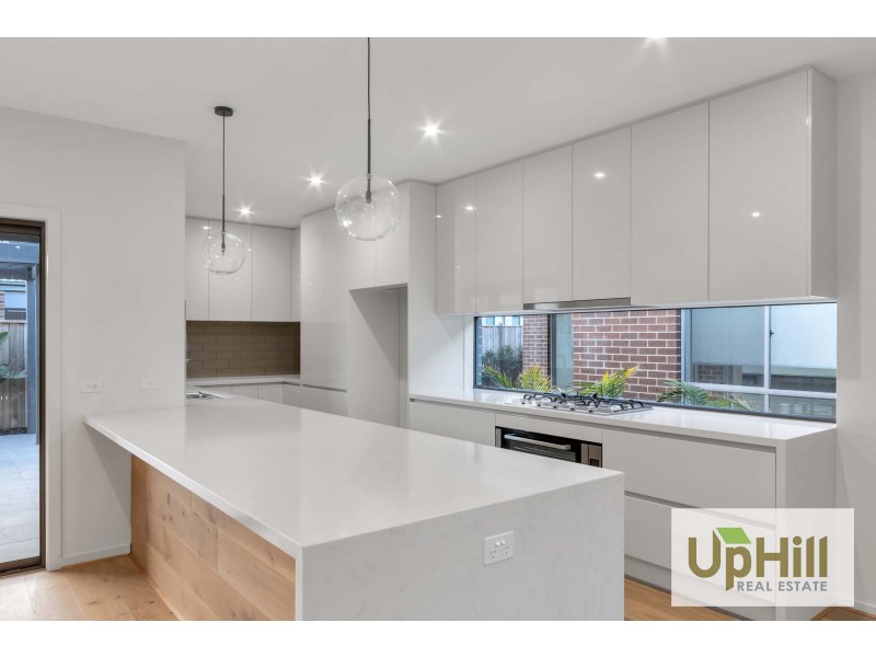 26 MURPHY STREET, Clyde North VIC 3978