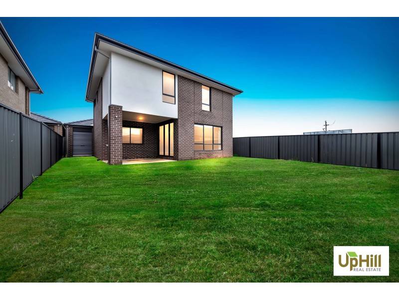 Cranbourne North VIC 3977