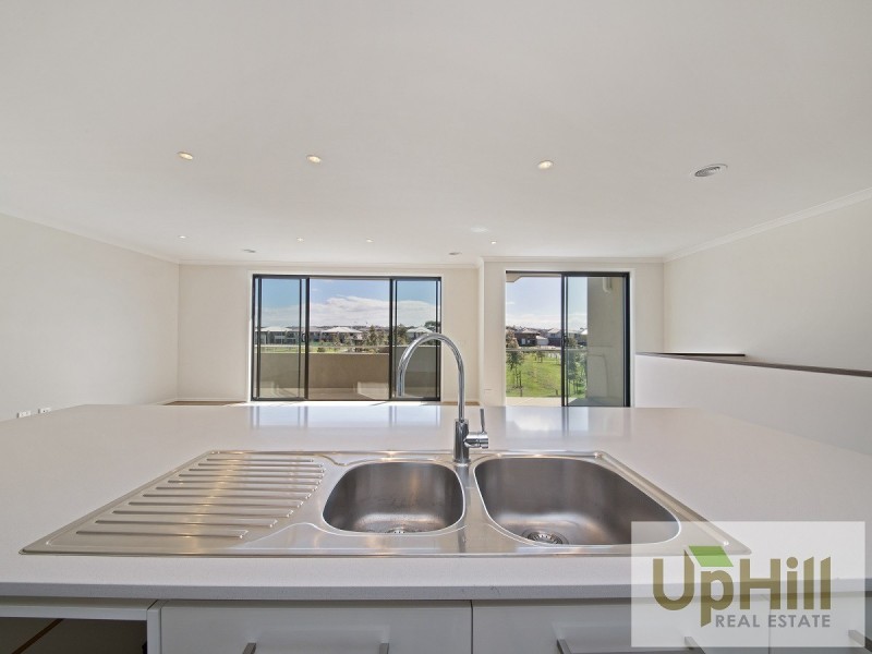 18 REVELWOOD WAY, Clyde North VIC 3978
