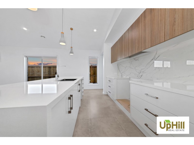 118 Heybridge Street, Clyde VIC 3978