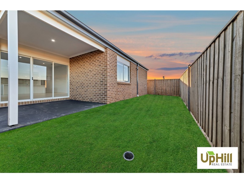 118 Heybridge Street, Clyde VIC 3978