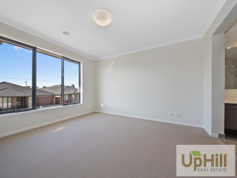 14 REVELWOOD WAY, Clyde North VIC 3978