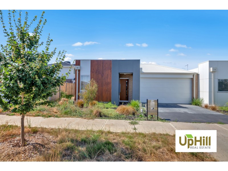 14 SALOON CIRCUIT, Clyde North VIC 3978