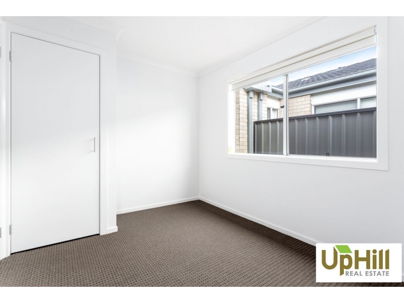 Clyde North VIC 3978