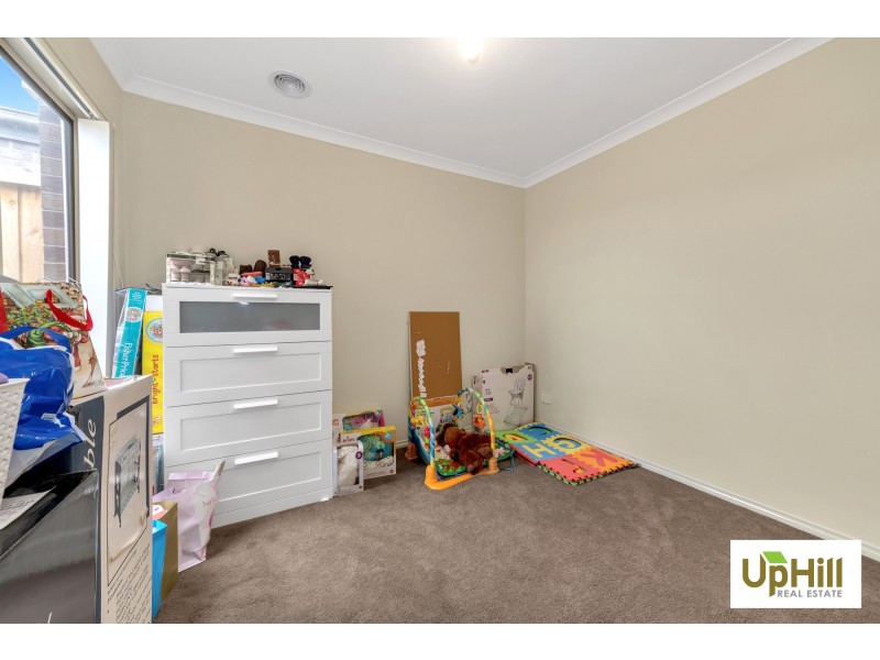 25 Shale Rise, Officer VIC 3809