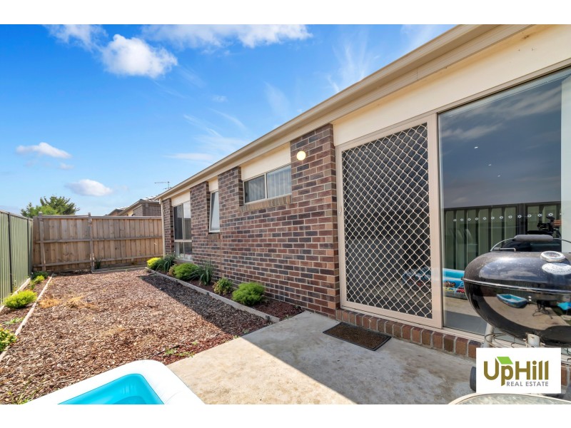 25 Shale Rise, Officer VIC 3809