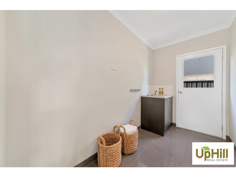 26  SERENGETI STREET, Clyde North VIC 3978