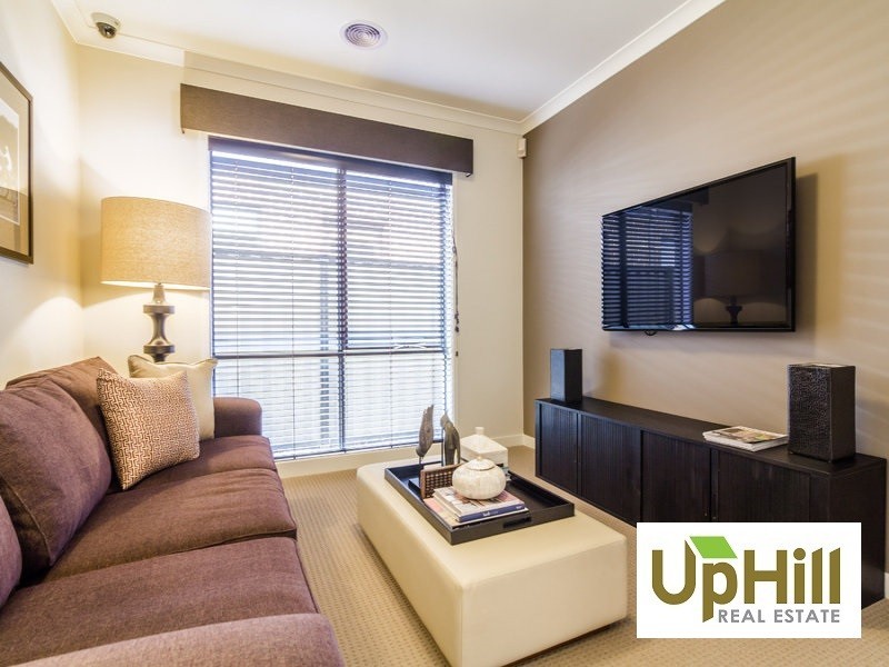 Clyde North VIC 3978