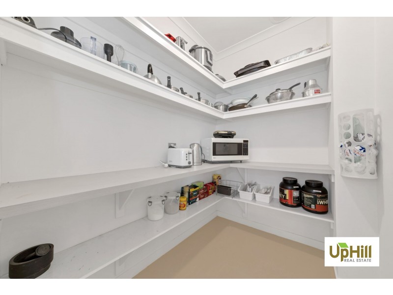 11 Carmicheal Avenue, Cranbourne West VIC 3977