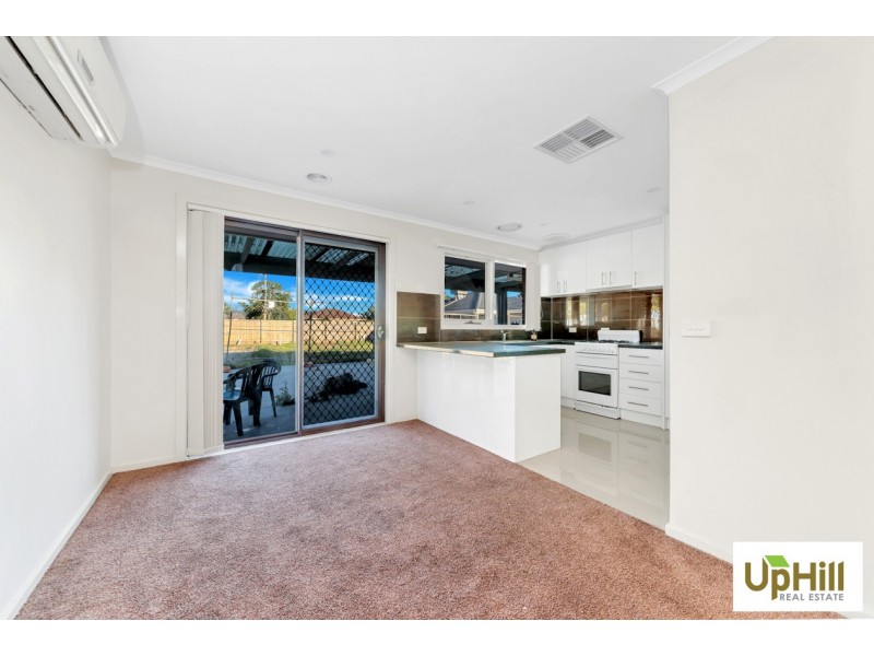 4 HOSKING COURT, Pakenham VIC 3810