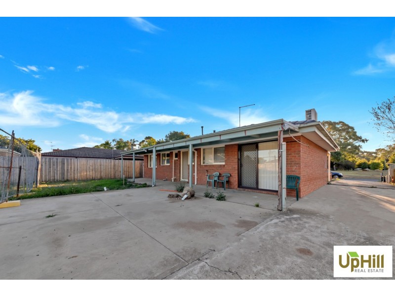 4 HOSKING COURT, Pakenham VIC 3810