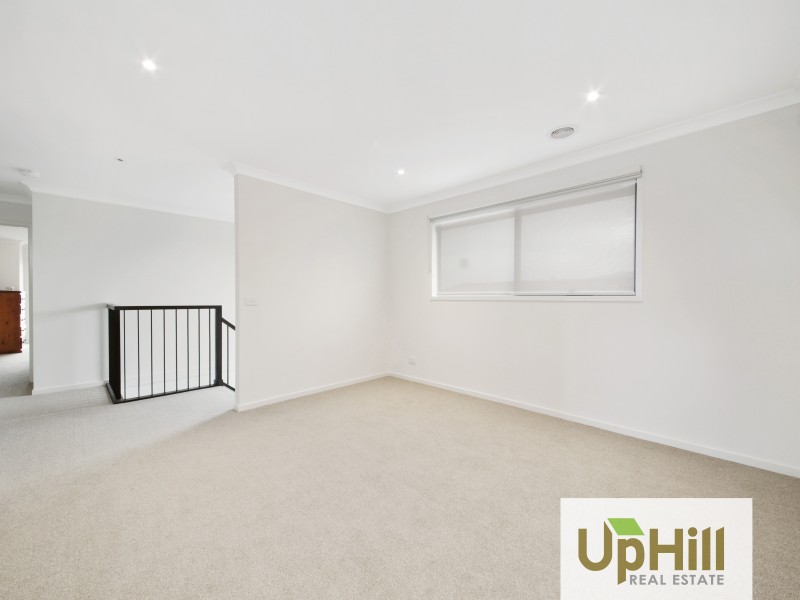 55 MOXHAM DRIVE, Clyde North VIC 3978