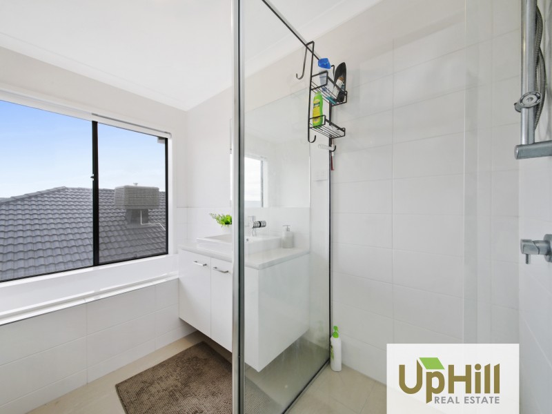 55 MOXHAM DRIVE, Clyde North VIC 3978