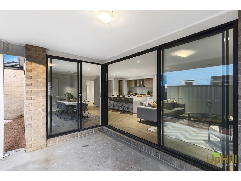 7 EPSOM LANE, Cranbourne North VIC 3977