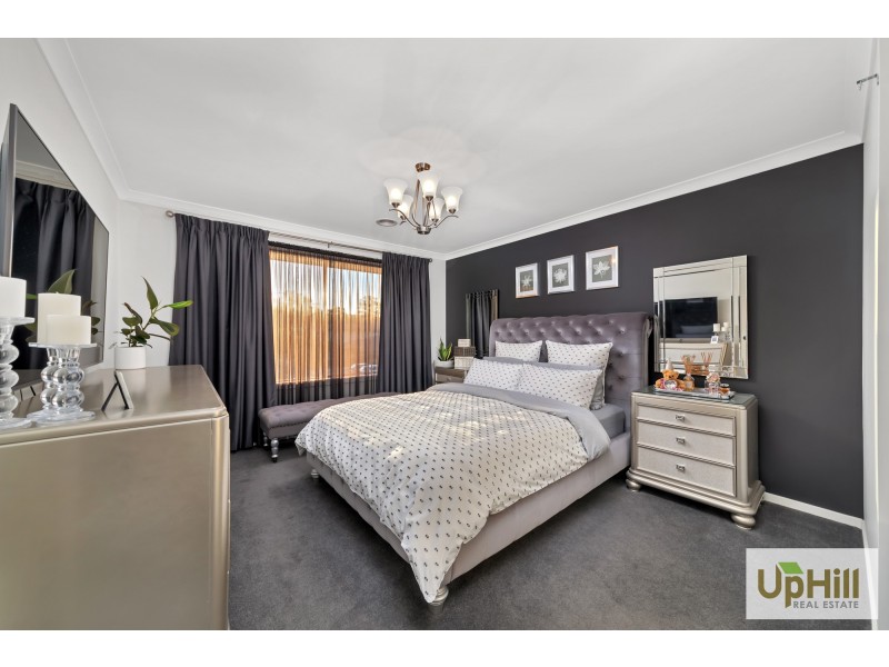 17 Morecroft Avenue, Croydon VIC 3136