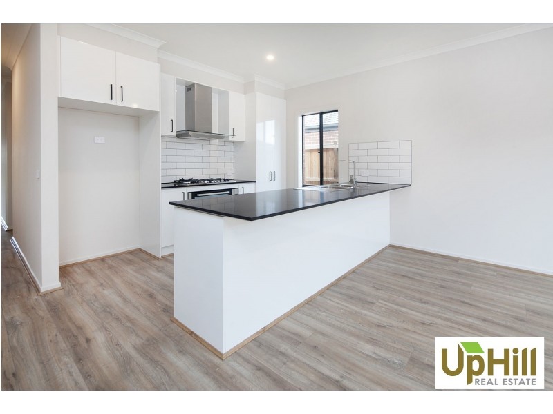 3 LEVENDALE STREET, Clyde VIC 3978