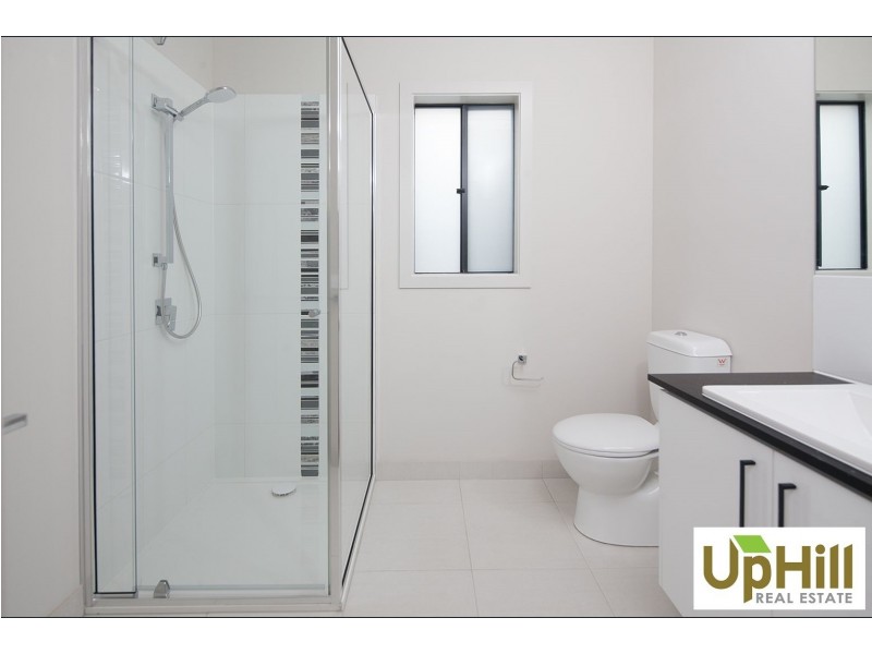 3 LEVENDALE STREET, Clyde VIC 3978