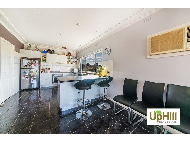 33 Charles Avenue, Hallam VIC 3803