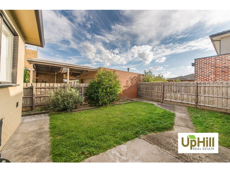 33 Charles Avenue, Hallam VIC 3803