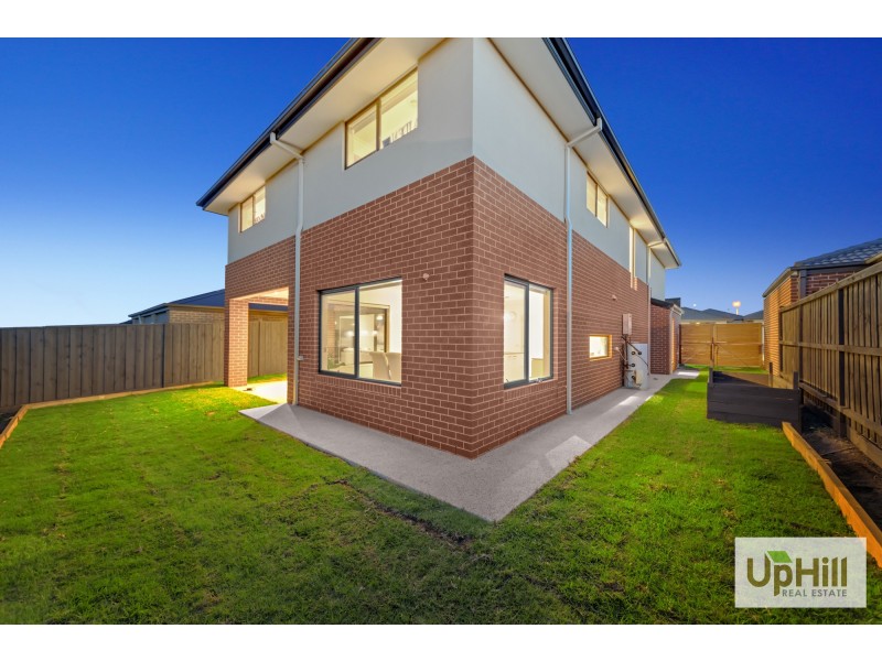 21 Sloane Drive, Clyde North VIC 3978