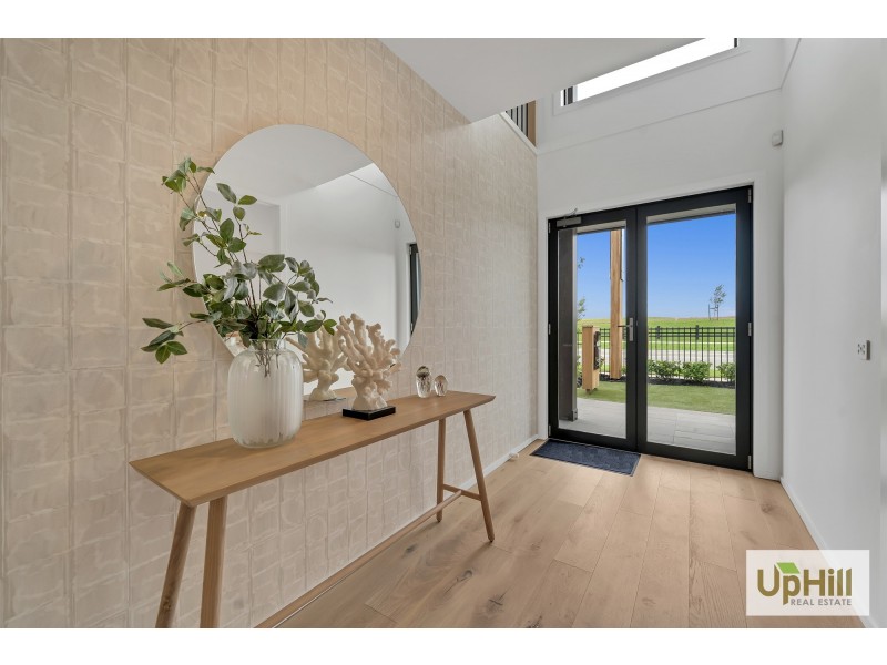 Clyde North VIC 3978