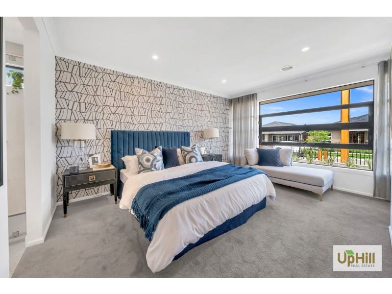 Clyde North VIC 3978