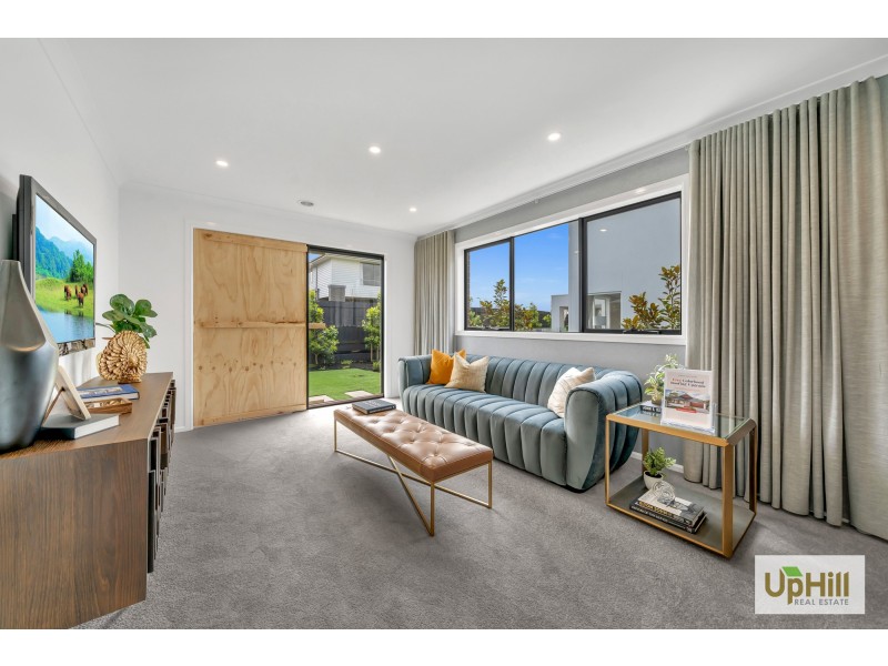 Clyde North VIC 3978