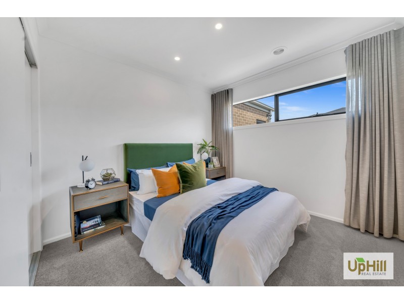 Clyde North VIC 3978