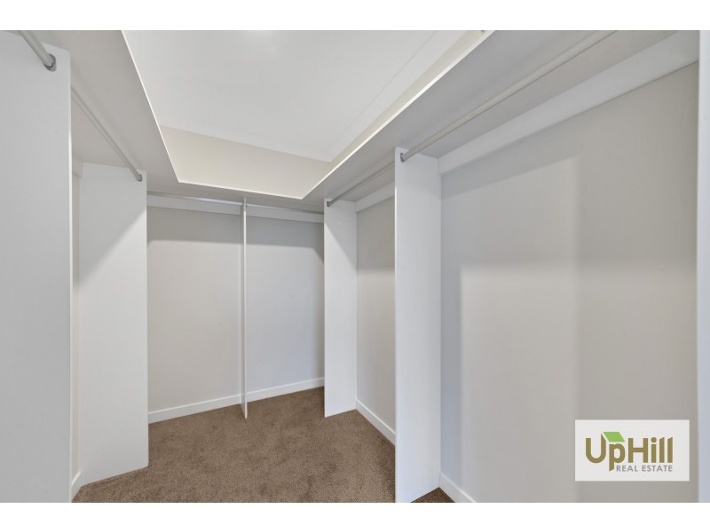 107 Moxham Drive, Clyde North VIC 3978