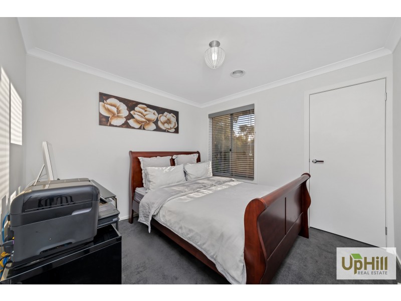 17 Morecroft Avenue, Croydon VIC 3136