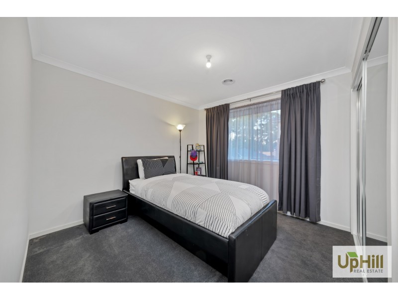 17 Morecroft Avenue, Croydon VIC 3136