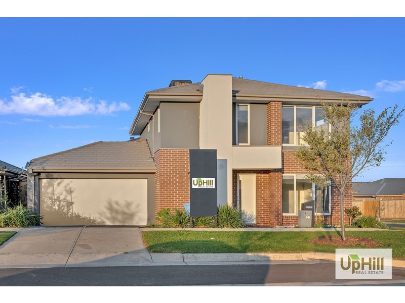 19 ELISTON AVENUE, Clyde VIC 3978