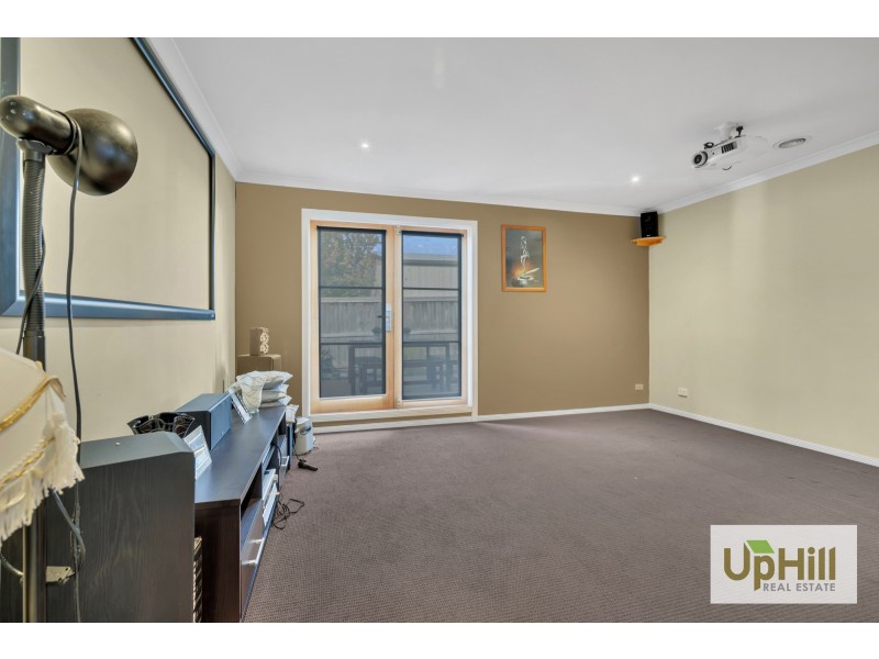 5 RAMMER WAY, Cranbourne East VIC 3977