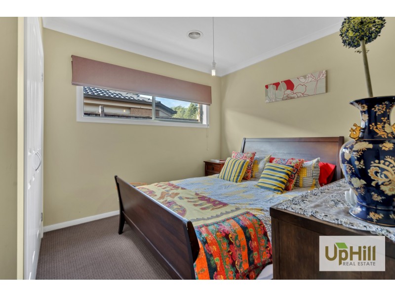 5 RAMMER WAY, Cranbourne East VIC 3977