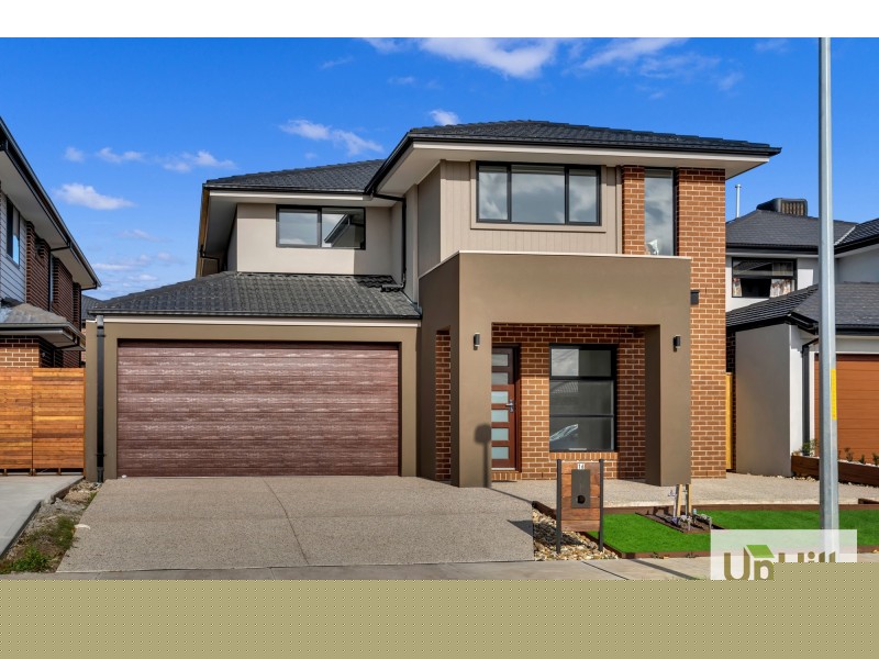 16 PITFIELD AVENUE, Cranbourne East VIC 3977