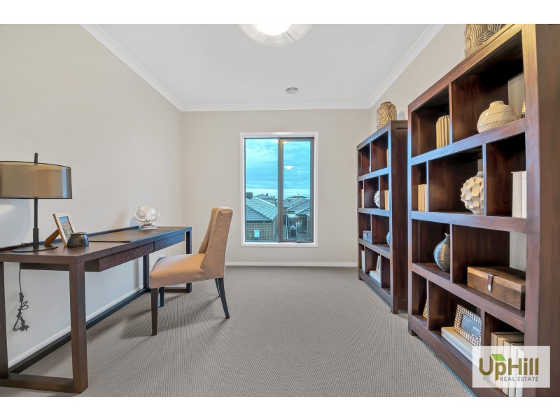 18 REVELWOOD WAY, Clyde North VIC 3978