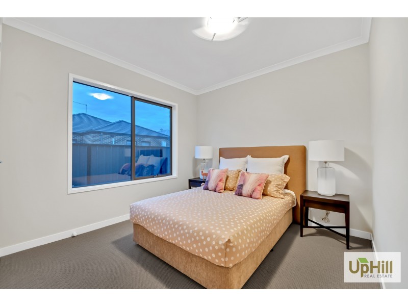 18 REVELWOOD WAY, Clyde North VIC 3978