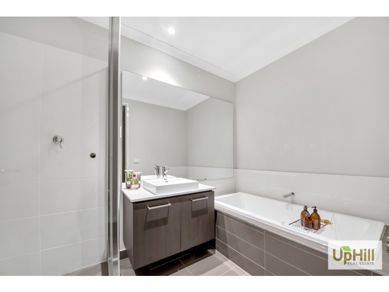 18 REVELWOOD WAY, Clyde North VIC 3978