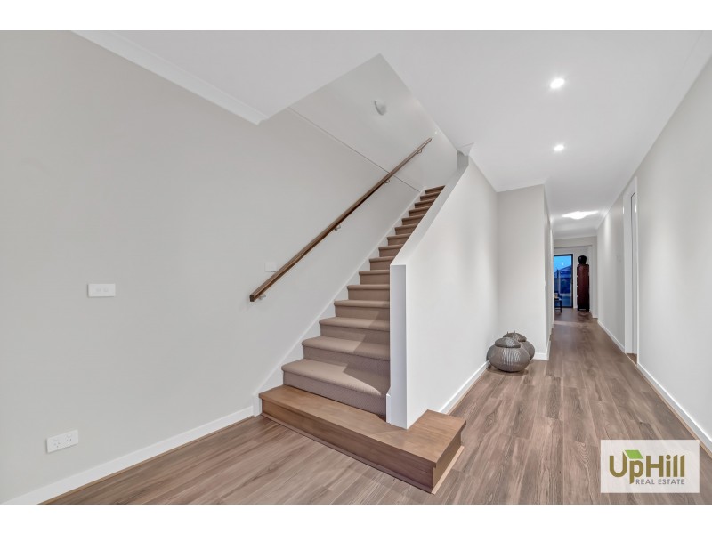 18 REVELWOOD WAY, Clyde North VIC 3978